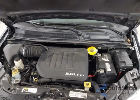 2017 Dodge Grand Caravan Sxt from USA, damaged, VIN 2C4RDGCG1HR772523